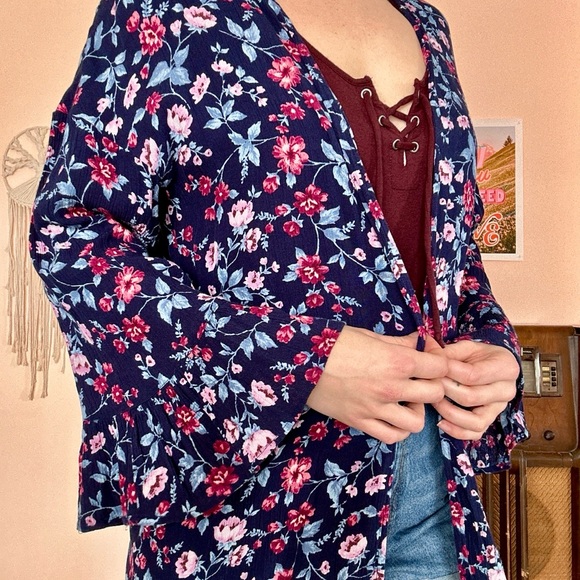 SOLD - Picture 4 of 6